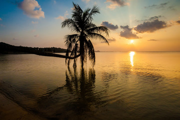 Fototapeta na wymiar Sunset on Koh Phangan island