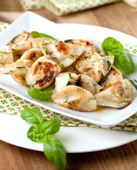  Teigtaschen gefühlt mit fleisch 