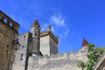 Ch&acirc;teau d'Uz&eacute;s