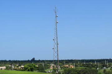 Obraz premium Ft.Lauderdale skyline with Communication Tower