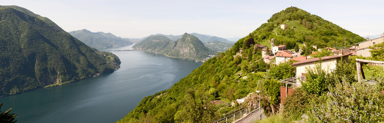 Fototapeta na wymiar Panorama of the Gulf of Lugano from Mount Bre