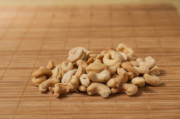 salted raw cashew nuts