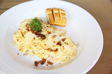 Spaghetti Carbonara with bacon and cheese