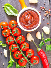 tomato sauce