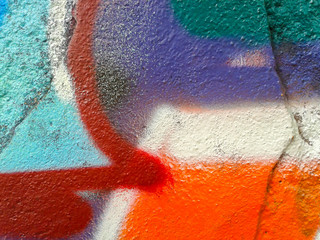 Grafitti auf gbrochenen Putz