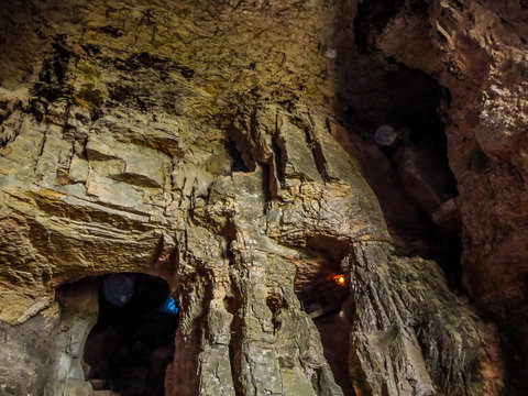 Les grottes de la Balme