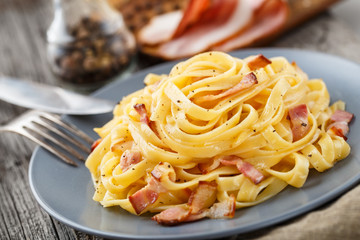 Pasta carbonara