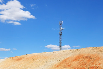 Telecommunications antenna