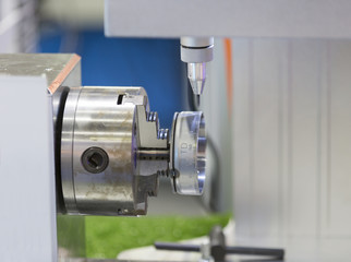 Automatic marking machine with chuck and C-Axis