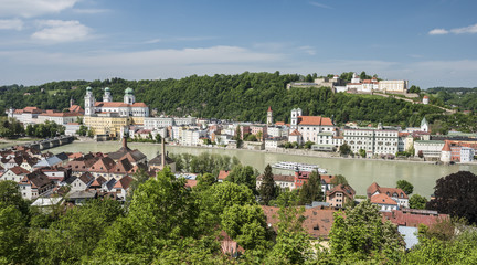 Fototapeta na wymiar Passau - Weltkultur-Dreiflüssestadt