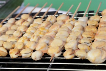 Grilled Scallops at the market