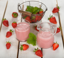 Milkshake with strawberries
