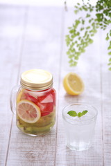 デトックスウォーター