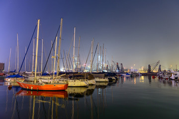 Fototapeta na wymiar yacht harbor at night