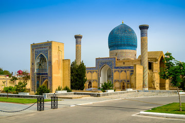 Gur Emir mausoleum of the conqueror Asian Tamerlane in Samarkand - obrazy, fototapety, plakaty
