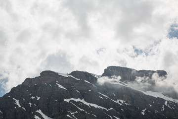Gebirge in den Wolken