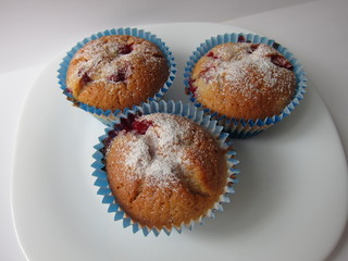 Muffins with berries