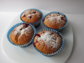 Muffins with berries