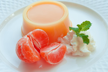 orange pudding with fresh cream