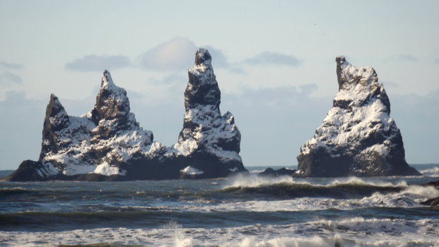 Three Pinnacles Vik Reynisdrangar
