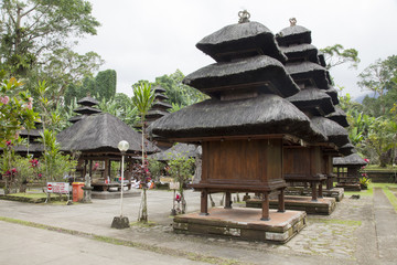 バリ島のバトゥカウ寺院