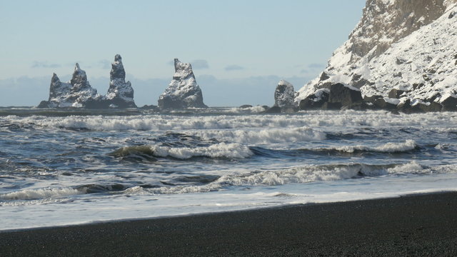 Three Pinnacles Vik Reynisdrangar
