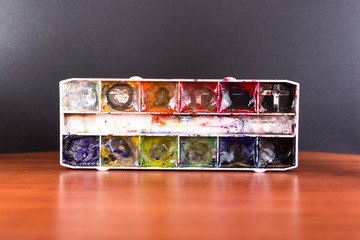 Used Artist Child Paint Tray