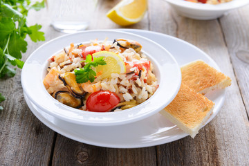 risotto with mussels and shrimps