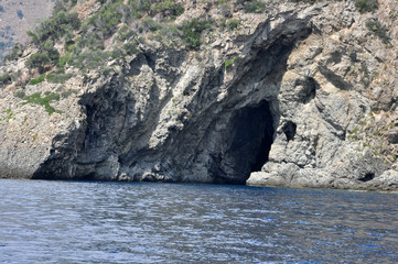 Calabria - grotta - costa viola