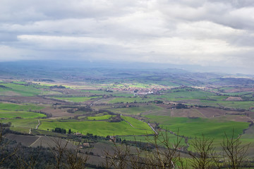 Fototapeta na wymiar landscape near Montalcino, Italy