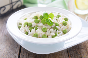 Risotto with green peas