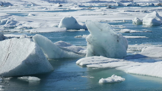 4K Time lapse Iceberg close up Jökulsarlon
