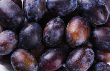 Obraz premium Fresh plums background