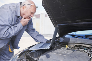 Serious problem with electronics in this car