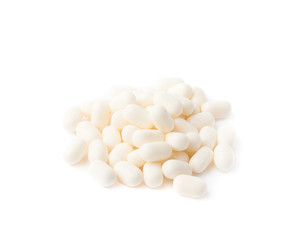 Fototapeta na wymiar White mint dregee candies isolated