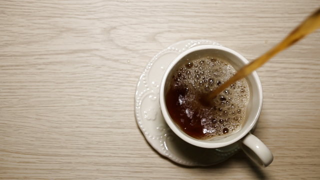 Tea,black,pour,cup, blur,croissant.