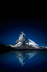 Matterhorn bij nacht