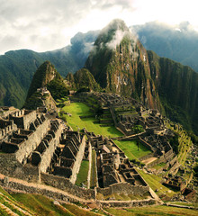 The lost city of Machu Picchu - 83377557