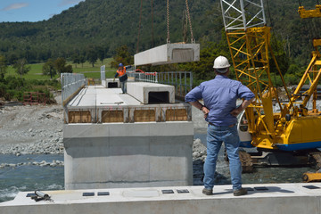 bridge builders