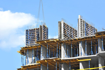 Monolithic building construction site work from concrete