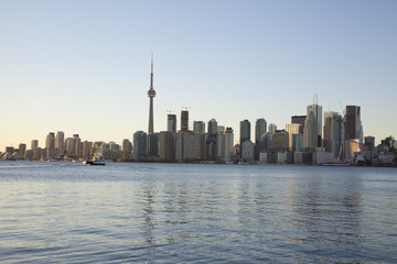 toronto skyline and harbor