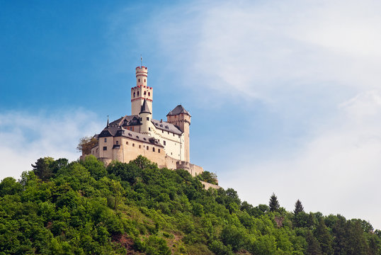 Die Marksburg am Rhein