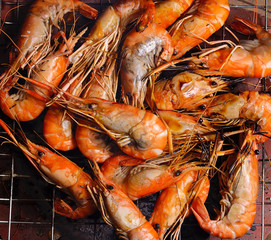 Grilled shrimp with flames