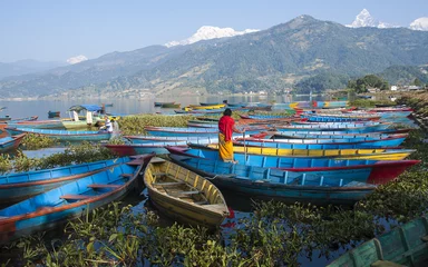 Foto op Plexiglas Dhaulagiri uitzicht op het meer in Pokhara