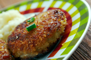 Cotelettes de poulet Pojarski