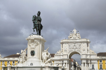 Fototapeta na wymiar Denkmal Dom Jose I. am Praca do Comercio, Lissabon