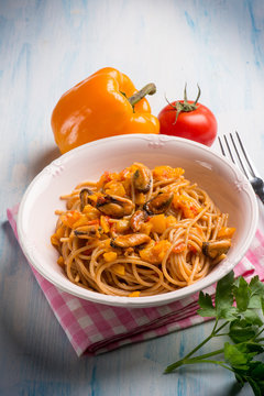 pasta with mussel capsicum and tomato sauce