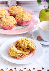 Spicy apple cakes