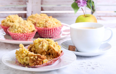 Spicy apple cakes