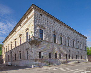 Palazzo dei Diamanti in Ferrara /Italien - obrazy, fototapety, plakaty